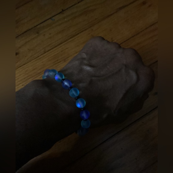 Other - Men’s Matte Aurora Mermaid Bead Bracelet 💙